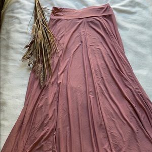 Women’s maxi skirt